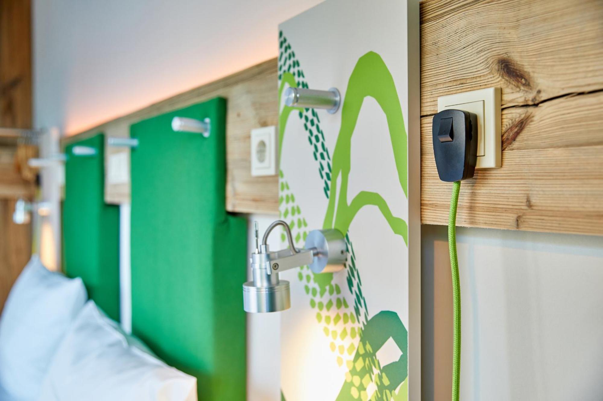 Explorer Hotel Garmisch ファルハント エクステリア 写真